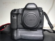 Canon 5D3 iii + 送大量配件、直倒AA電池夾、迷你滑軌