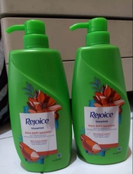Rejoice Sampoo Rich Halus Lembut 600ml