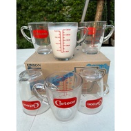 Carnation Measuring Cup Cartoon With Handle Scale 8 Ounces Instant 2-4 Days