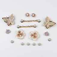 Bộ 16 Sticker Charm 3D chủ đề Bling butterfly hoa xích DIY Mayto gắn Dép Cross Dép Sục JB-116