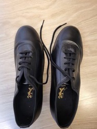 女装拉丁舞練習鞋/排排舞鞋，1吋高，39碼，絨底。