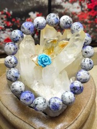 K2 Blue / K2手串  10mm  16.5手  188元  包香港順豐K2 Blue 是二長花崗片麻岩中的局部區域含有微米級的藍銅礦和鈉長石共生。K2 Blue 在巴基斯坦的喀喇崑崙山脈世界