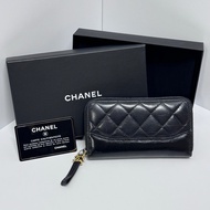 （極新全配🎁） Chanel 黑金牛皮 流浪包 中夾 超級稀有款✨