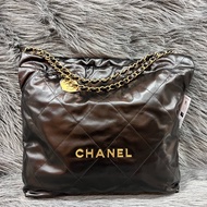 Chanel AS3261 黑色 金釦 22 中號 垃圾袋 肩背包