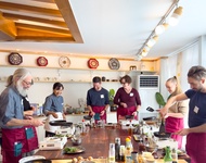 Seoul Traditional Market Walking Tour&Korean Food Cooking Class OME