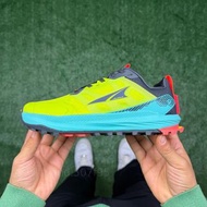 Altra Lone Peak 9+ 越野跑鞋