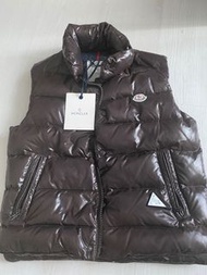 Moncler 厚背心羽絨size 0