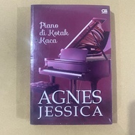 Novel Book PIANO IN GLASS BOX agnes Jessica's/