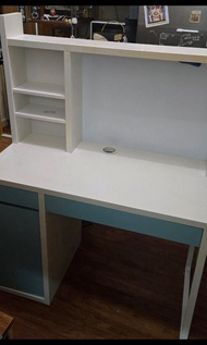 IKEA MICKE 書枱連書架