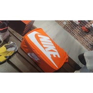 Kotak Kasut Nike Orange