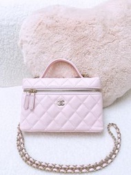 Sold (尖沙咀門市💖) 近新 26c Chanel lp vanity 粉色長盒子