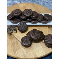 Kinder Bueno Chocolate Dipped Cookies