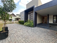 Villa  m² dengan 1 kamar tidur dan 4 kamar mandi pribadi di Thodupuzha (Etsa Pepper Paradise: 3 bedr