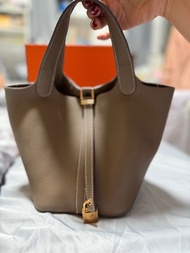 Hermès Picotin 18 大象灰 金扣