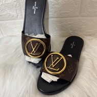Lv平底拖鞋35號