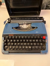 Brother Deluxe 240T 打字機