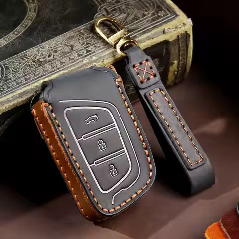 Leather Car Key Cover Keychain Holder Case Protector for JAC JIAYUE J7 A5 X4 X7 IC5 IEV7S S3 T8 Refi