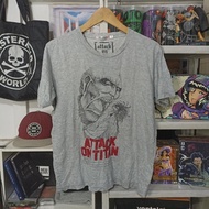 KAOS  ANIME AOT / ATTACK ON TITAN x UNIQLO SECOND