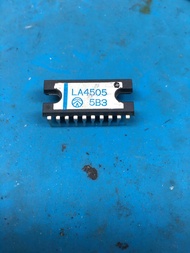 LA4505 ic công xuất âm thanh mới