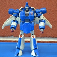 Transformers Generations Deluxe Class Scourge