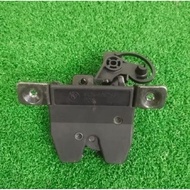 BMW E36 3 SERIES SEDAN COUPE GENUINE BOOTH LOCK LATCH