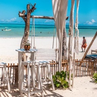 โรงแรม B4 Beach Club - ปาเยอ