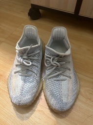 愛迪達 Yeezy Boost 350 V2 雲朵白（無反光）二手