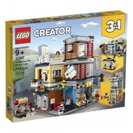 [Ready Stock] LEGO Creator 3 in 1 Townhouse Pet Shop & Cafe 31097