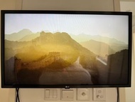 LG 32” Smart TV