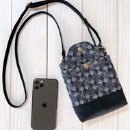 岡山丹寧 倉敷帆布 雙色拼接 手機斜背包 手機側背包 手機小包 菱格紋丹寧×黑色