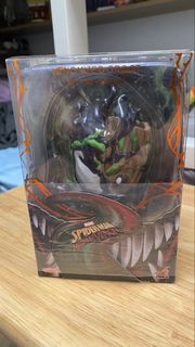 Hot Toys Cosbaby Venomized Groot Figure