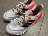 Adidas Ultraboost 22 運動鞋