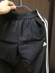 Adidas 運動黑色長褲 尺寸M