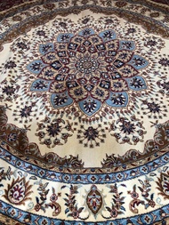 พรมกลม พรมปูพื้น พรมแต่งบ้าน พรม ขนาด 2.40x2.40 เมตร สีครีม