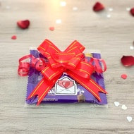 Cadbury Valentine's chocolate cadbury mini chocolate Contains 3 Valentine's chocolate Ribbon cadbury