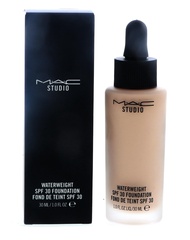 Studio Waterweight Spf 30 Foundation NC20 MAC Studio Waterweight Spf 30 Foundation NC20