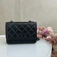 Chanel so black trendy cc woc