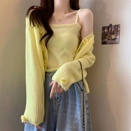 Elves Set Simple Knitted Spaghetti Strap Top + Long-Sleeved Ribbed Fabric Coat Decorated With Flower