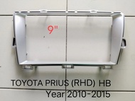กรอบจอแอนดรอยด์ หน้ากากวิทยุ หน้ากากวิทยุรถยนต์  TOYOTA PRIUS HB (RHD) ปี2010-2015 สำหรับเปลี่ยนจอ android9"