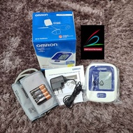 Omron Blood Pressure Monitor HEM 8712 With Free OMRON Charger