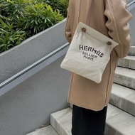 Hermes Aline grooming bag 帆布包 棕色皮革提把  肩背/斜背