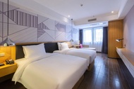 Homeinn Ripple Hotel (Nanning Jiangnan Wanda Plaza Pingxi Classic Gourmet Night Market)