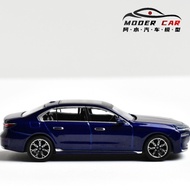 MINI GT 1111 1: 64 BMW BMW i7 Blue Alloy Car Model