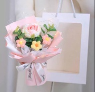 情人節送禮款🎁禮物花束送女生閨蜜媽媽永生花毛線花玫瑰鬱金香花束💐