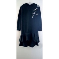 黑色長袖連身裙(Meters/bonwe)