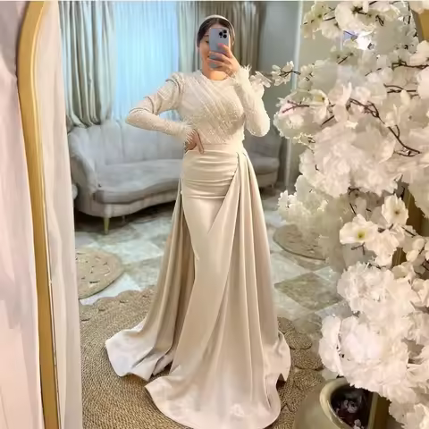 Contessa Dubai Feathers Beading O-Neck Prom Dresses Mermaid Customized جديد في الفساتين Detachable S