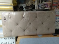 4呎床背/正宗梳化師傅工藝制造，各類梳化/餐廳椅墊/換皮面/地膠板.墙纸.家具.铁床銷售