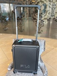 Fila 20 吋高端鋁合金框前開蓋行李箱 Fila 20 inch aluminium frame luggage 54 x 39 x 24cm