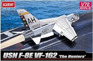 Academy 12521 1/72 F-8E Crusader VF-162 The Hunters Plastic Model