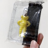 全新 ORIGINAL FAKE KAWS XX MICHELIN 2009 MEDICOM TOY CHUM KEYCHAIN 早期 經典 收藏 復古 老品 米其林 公仔 吊飾 鑰匙圈 黃色 OTH-M TP0-22 #24開學季